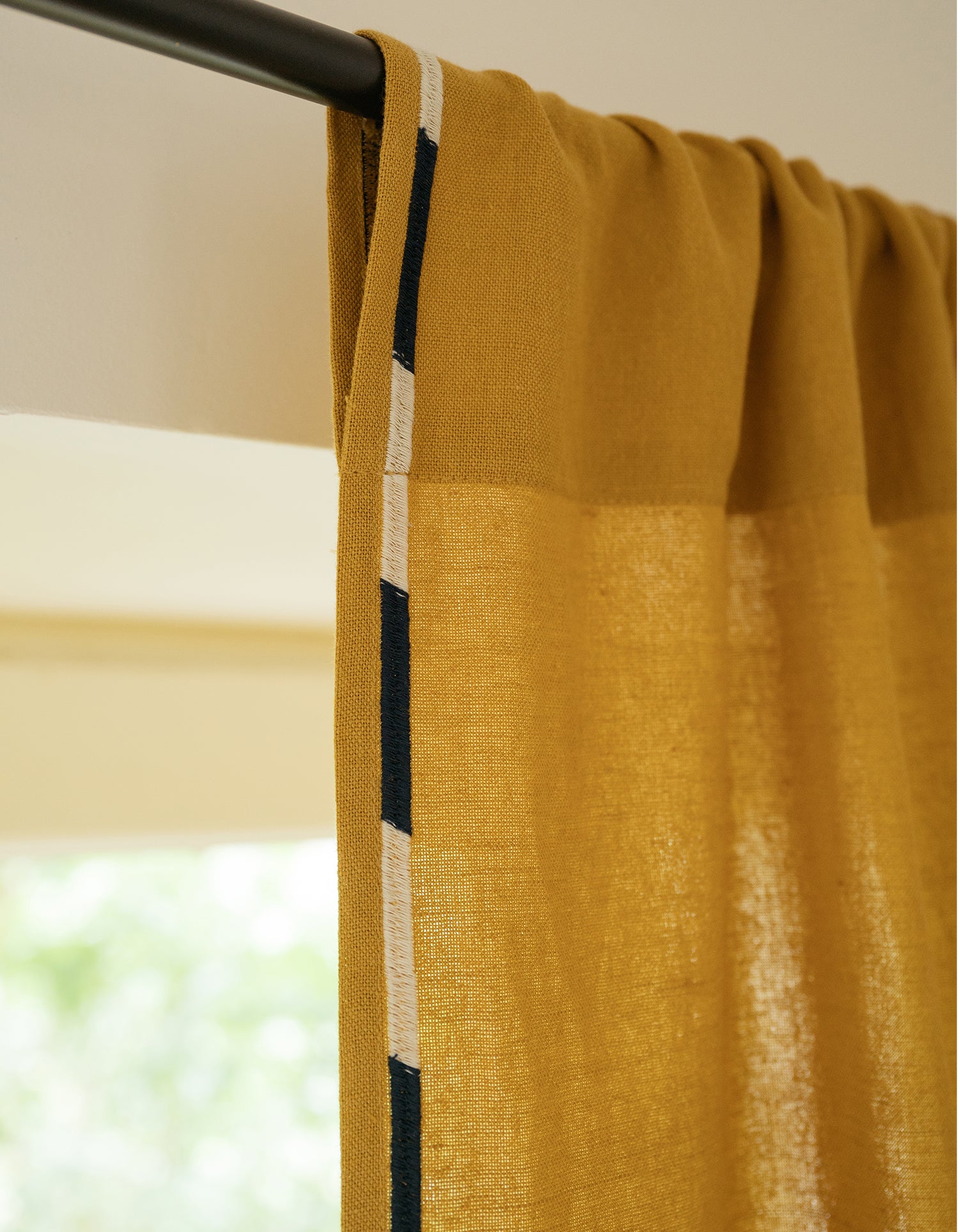 Vorhang Comporta – Besticktes Leinen - Ockergelb