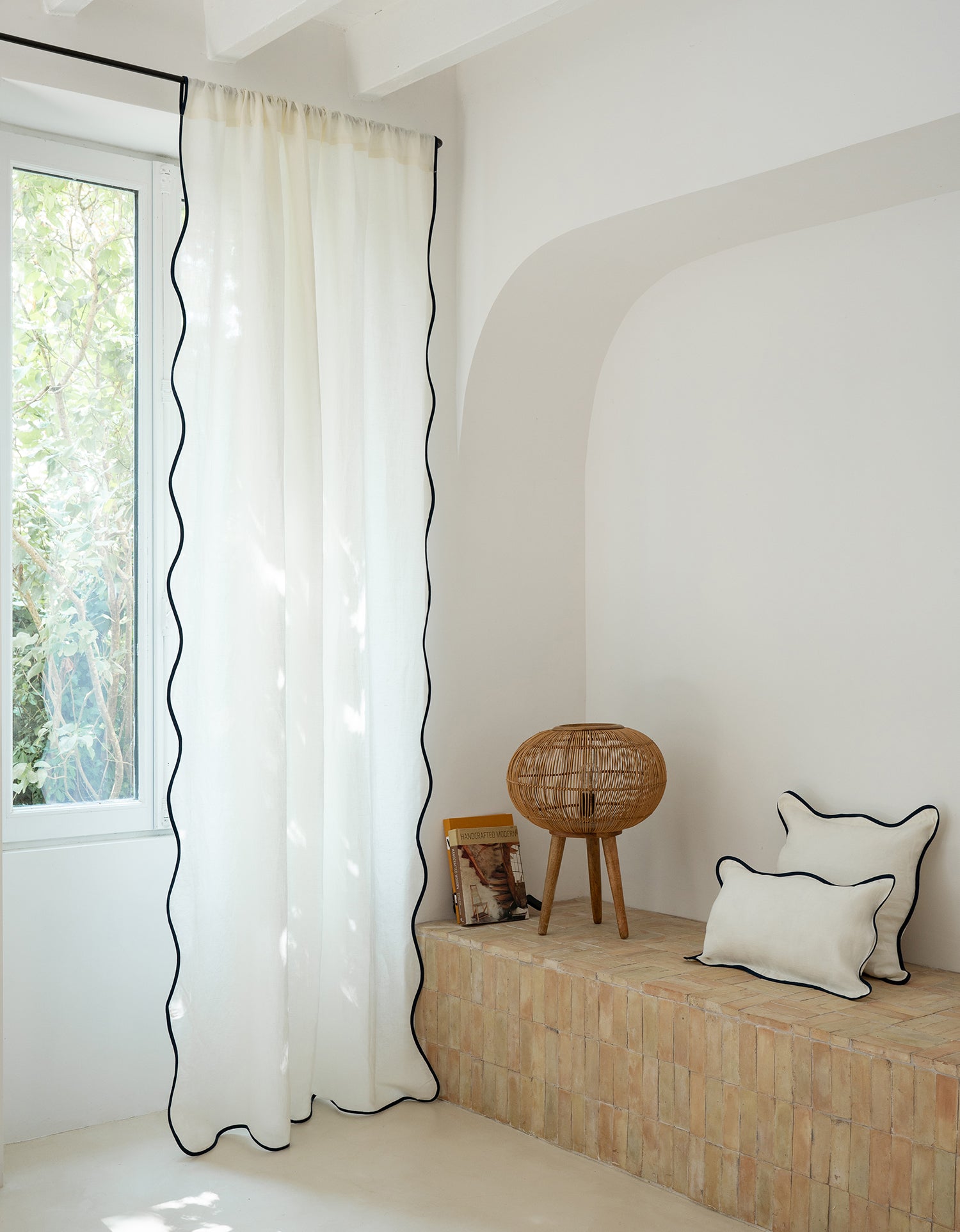 Vorhang Marbella – Leichter Leinenstoff mit Wellenstruktur - Weiss / Blau