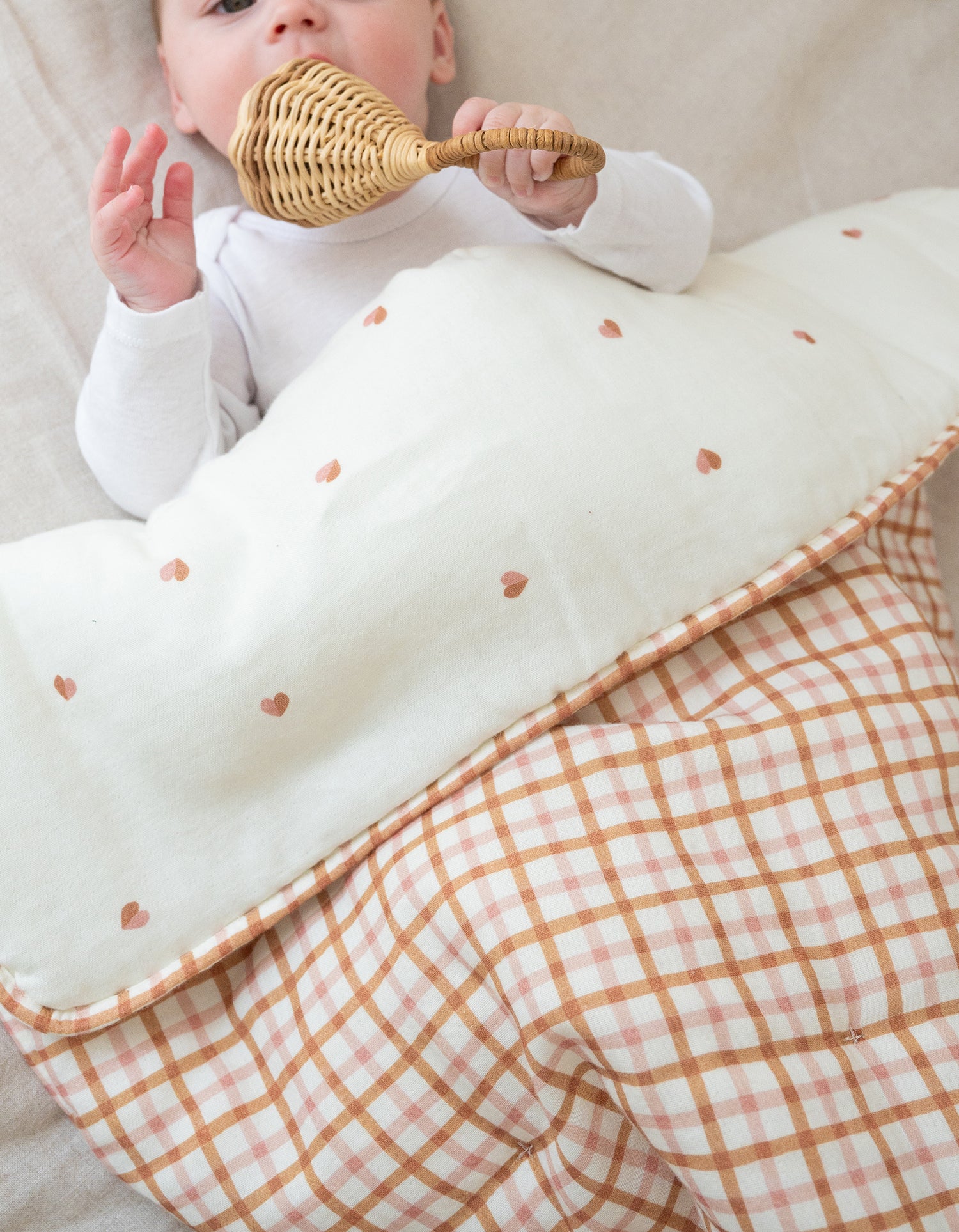 Gesteppte Baby-Decke - Herzchen