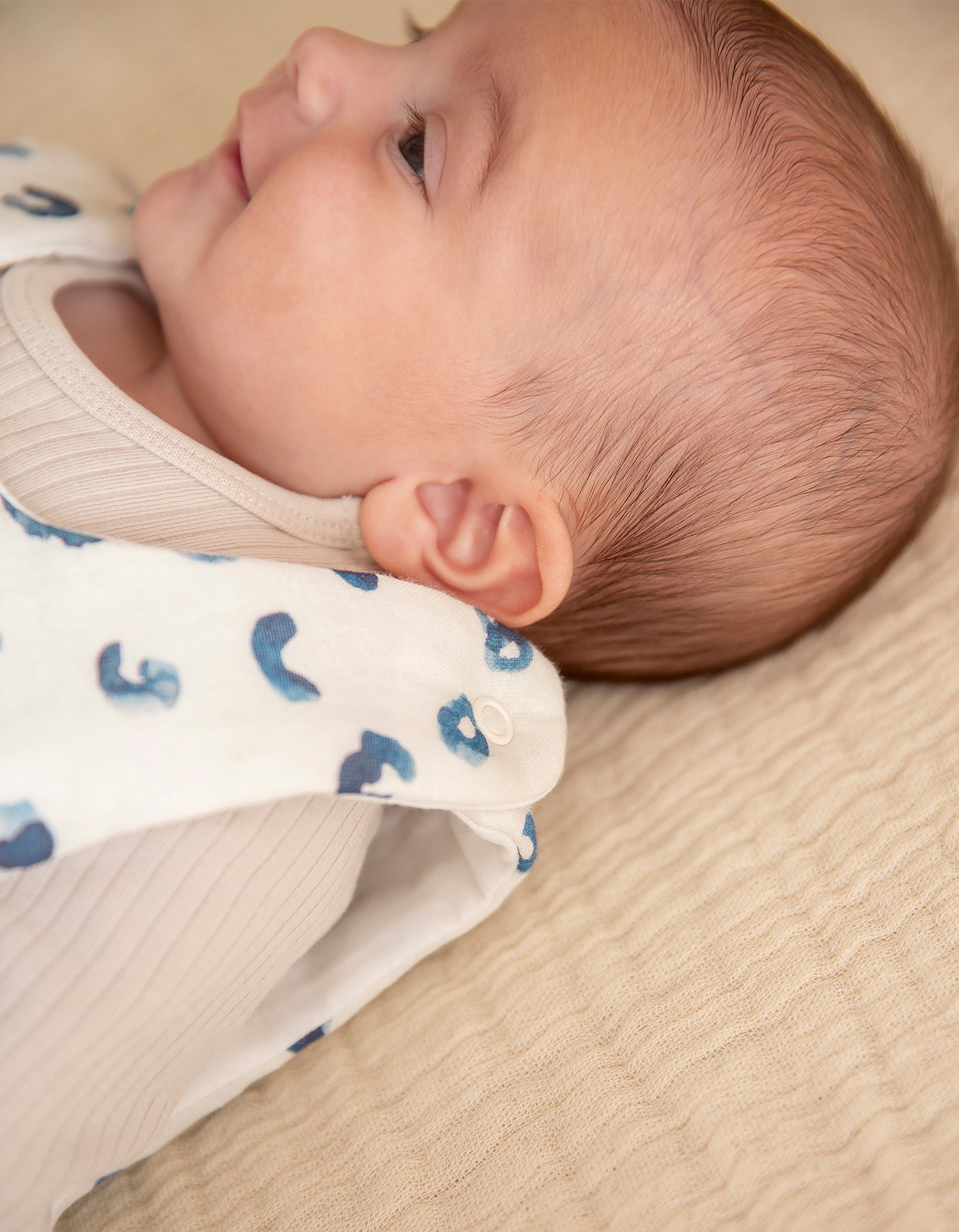 Baby-Schlafsack aus Baumwoll-Gaze - Blauer Leo