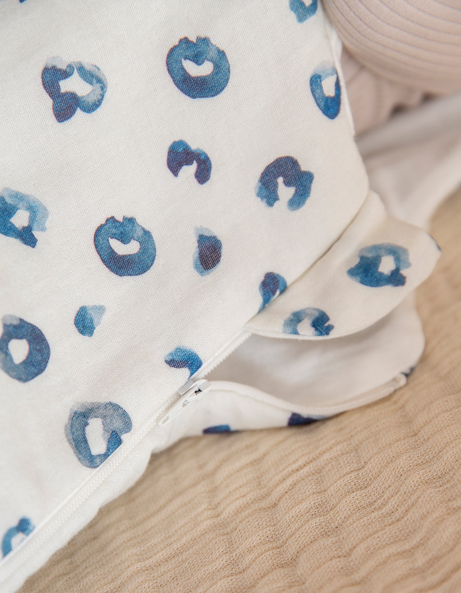 Baby-Schlafsack aus Baumwoll-Gaze - Blauer Leo
