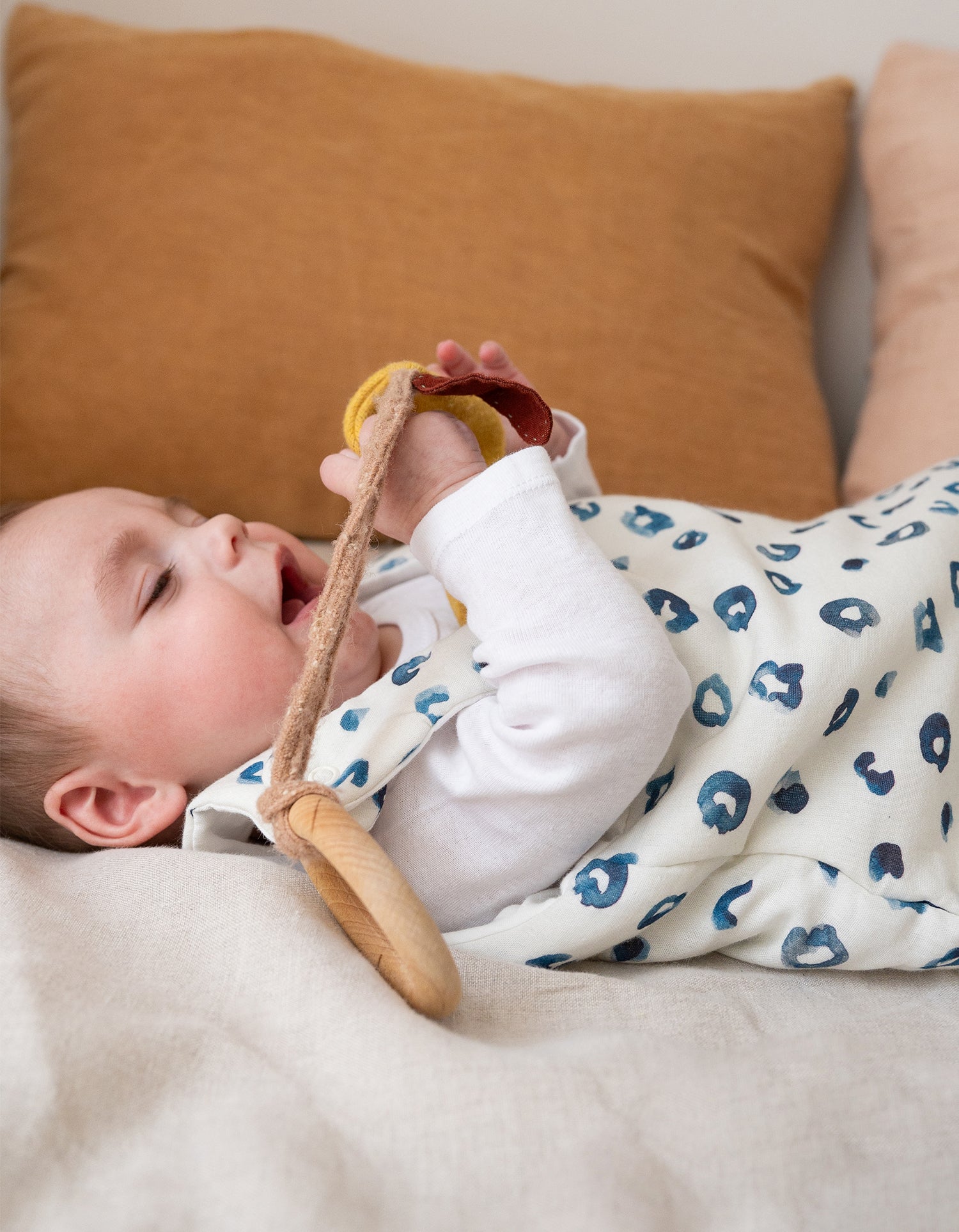 Baby-Schlafsack aus Baumwoll-Gaze - Blauer Leo