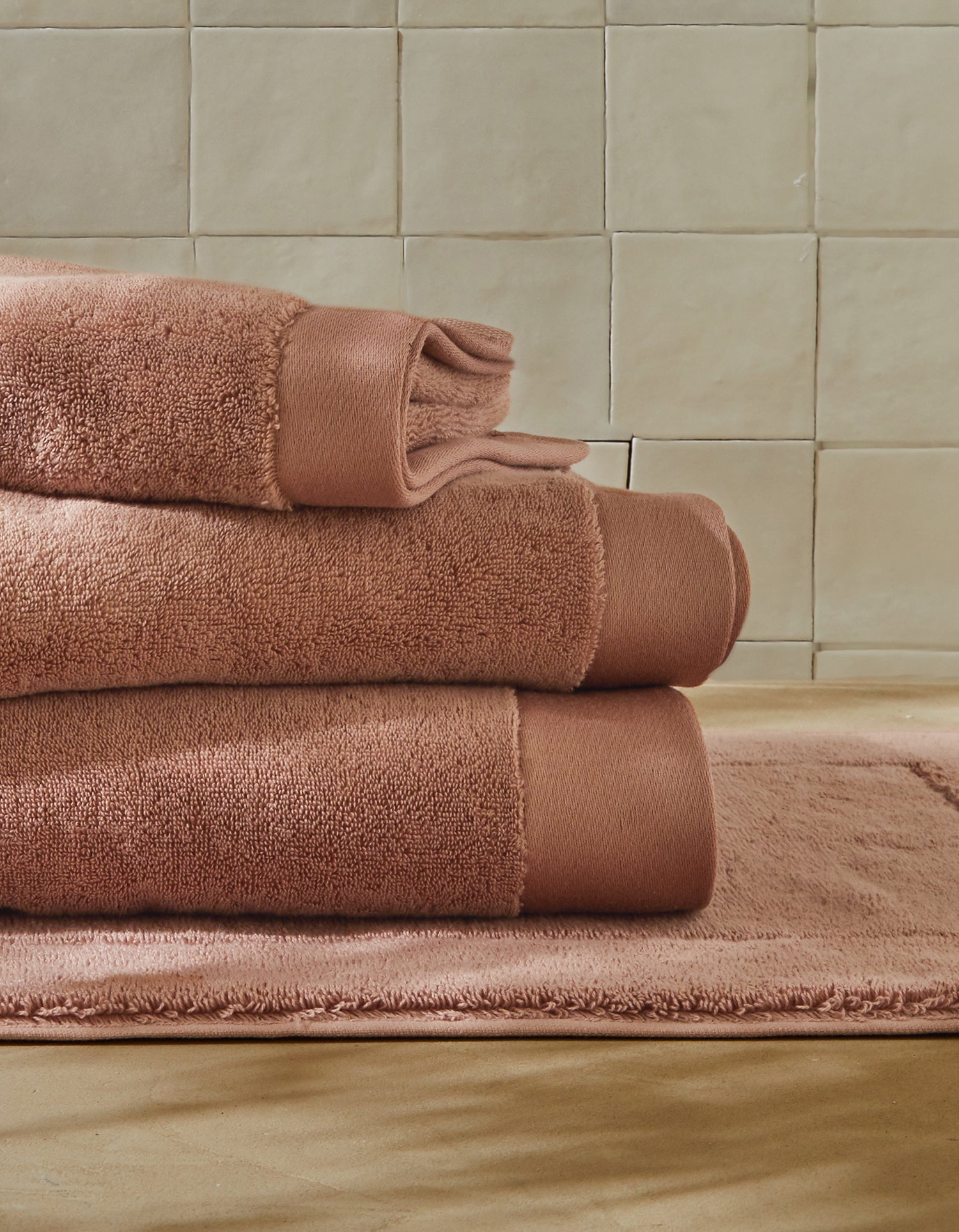 Serviette de bain moelleuse - Vieux Rose