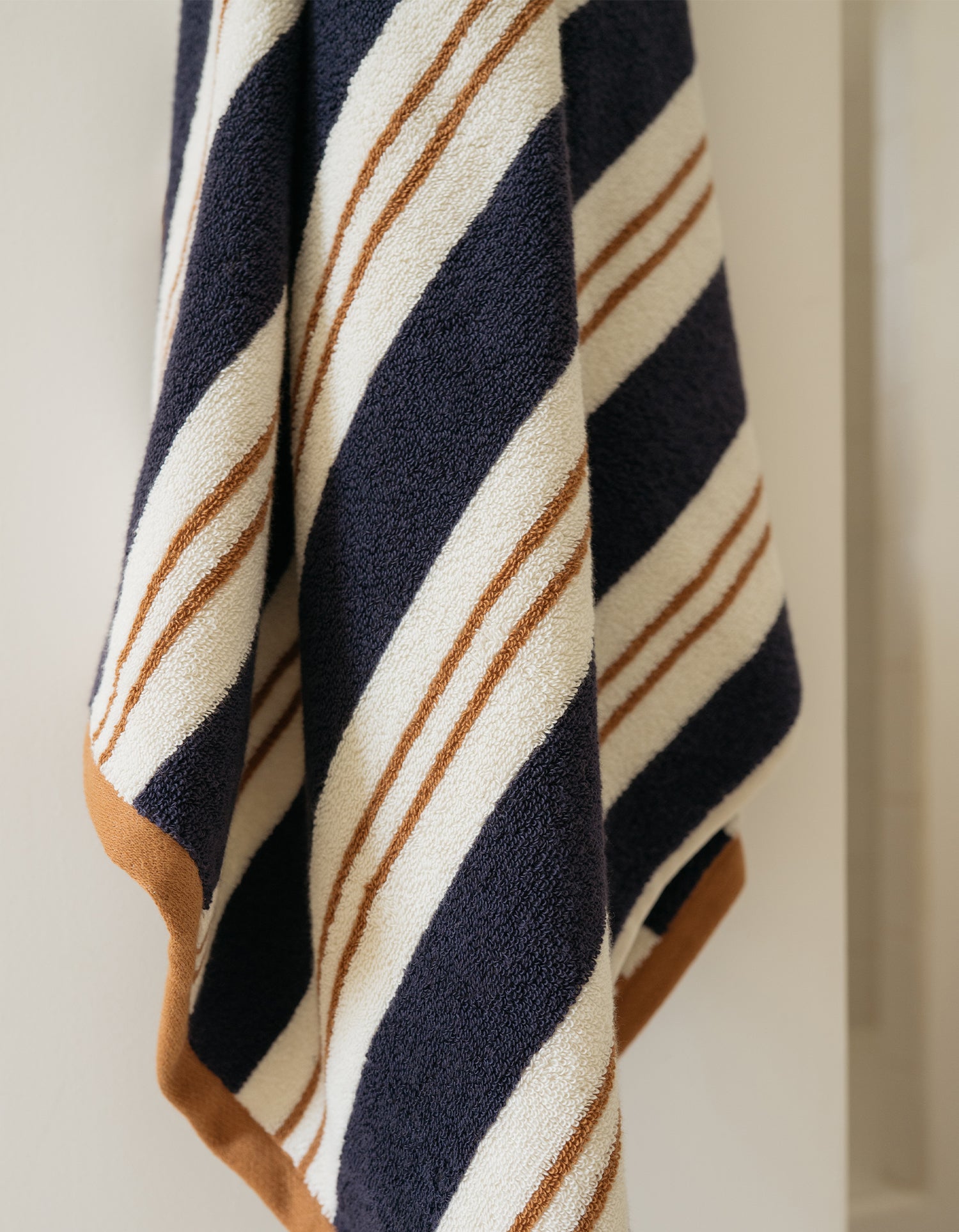 Serviette de bain moelleuse - Rayure Maxi Club