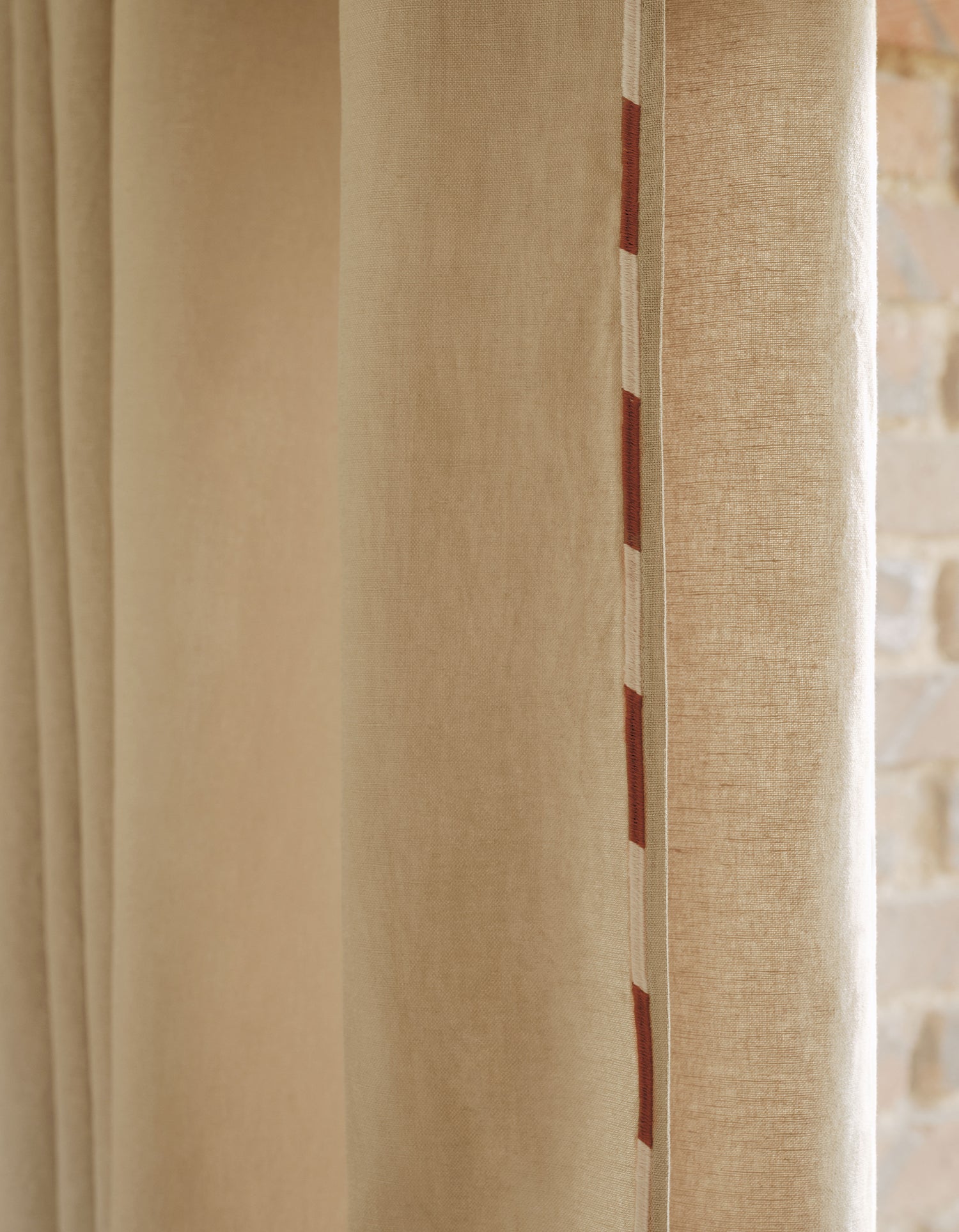 Lichtdurchlässiger Vorhang Comporta mit Ösen - Naturfarben
