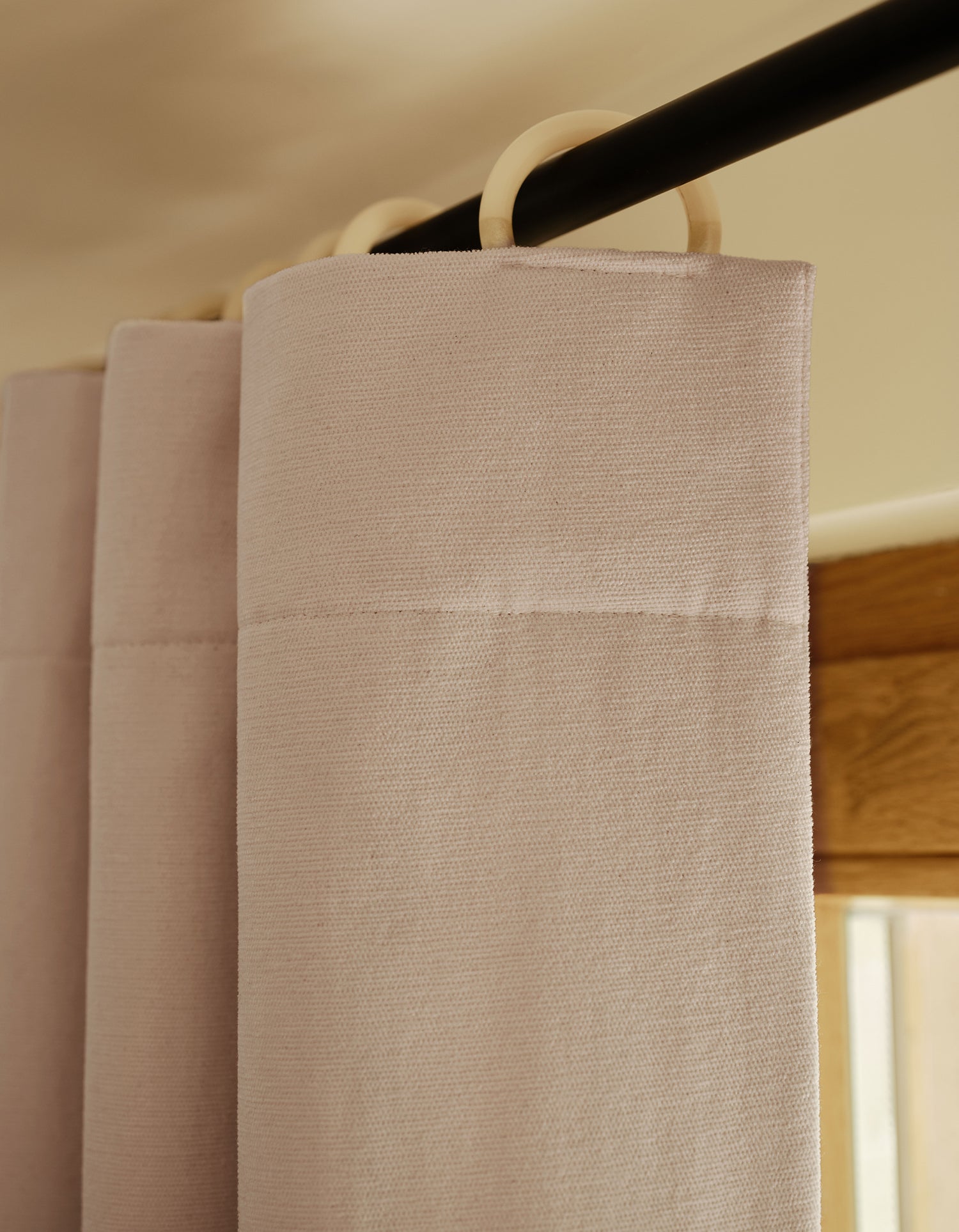 Tenda Oscurante Faubourg con occhielli signature - Naturale / Giallo