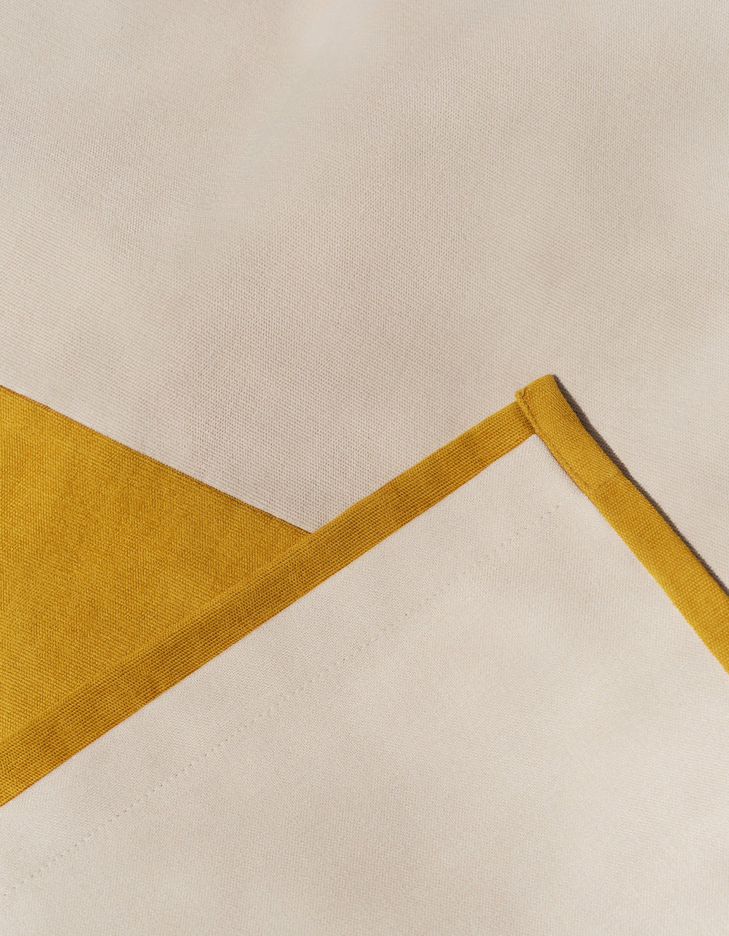 Tenda Oscurante Faubourg con occhielli signature - Naturale / Giallo