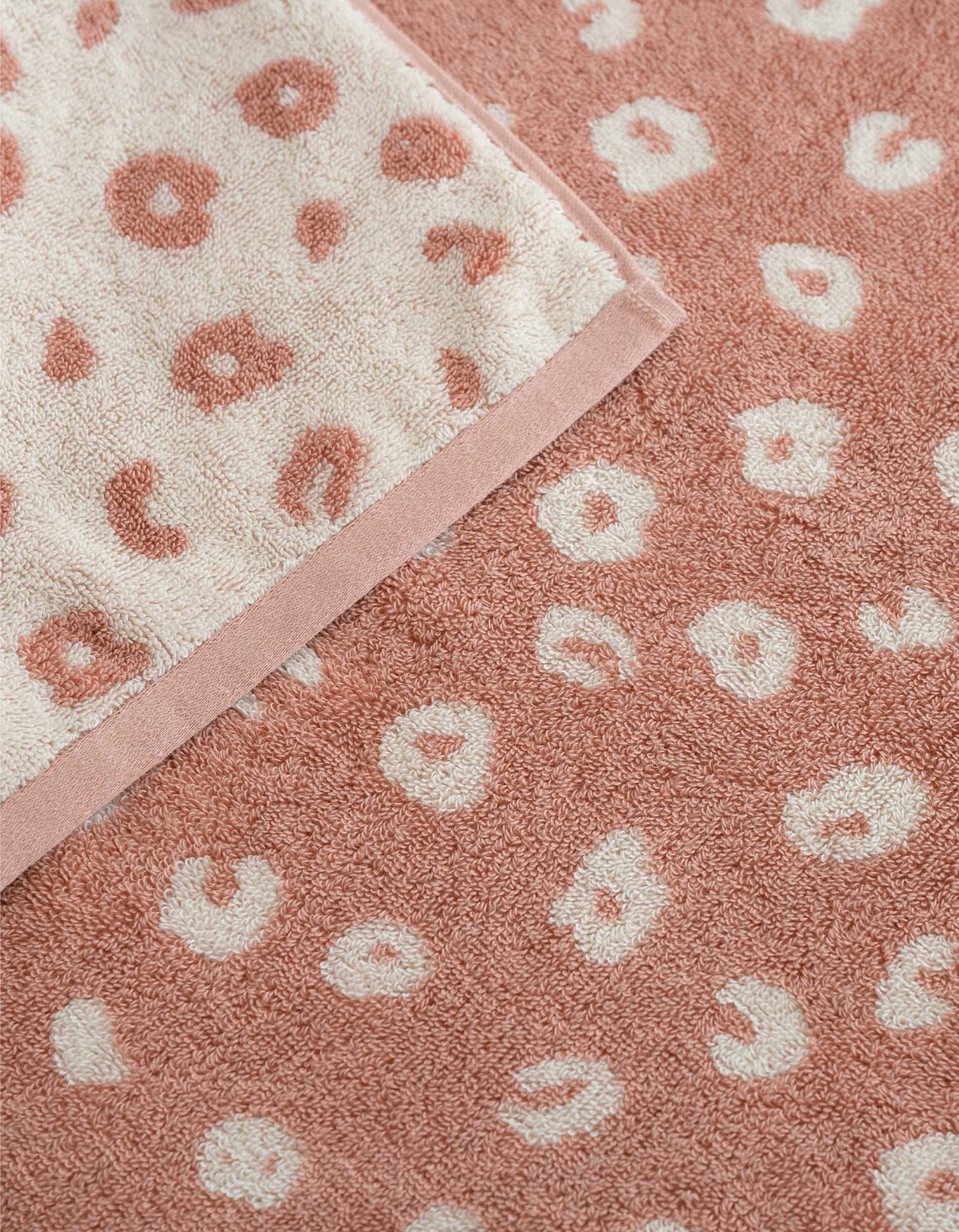 Serviette de bain moelleuse - Pink Léo