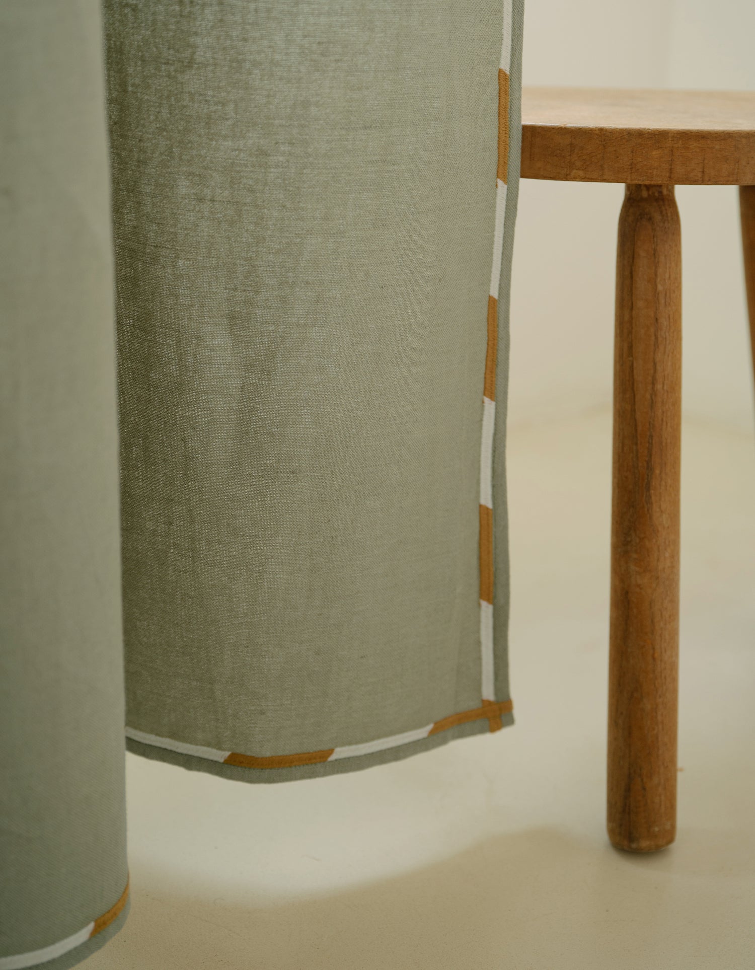Tenda Comporta – Lino ricamato - Verde Tenue