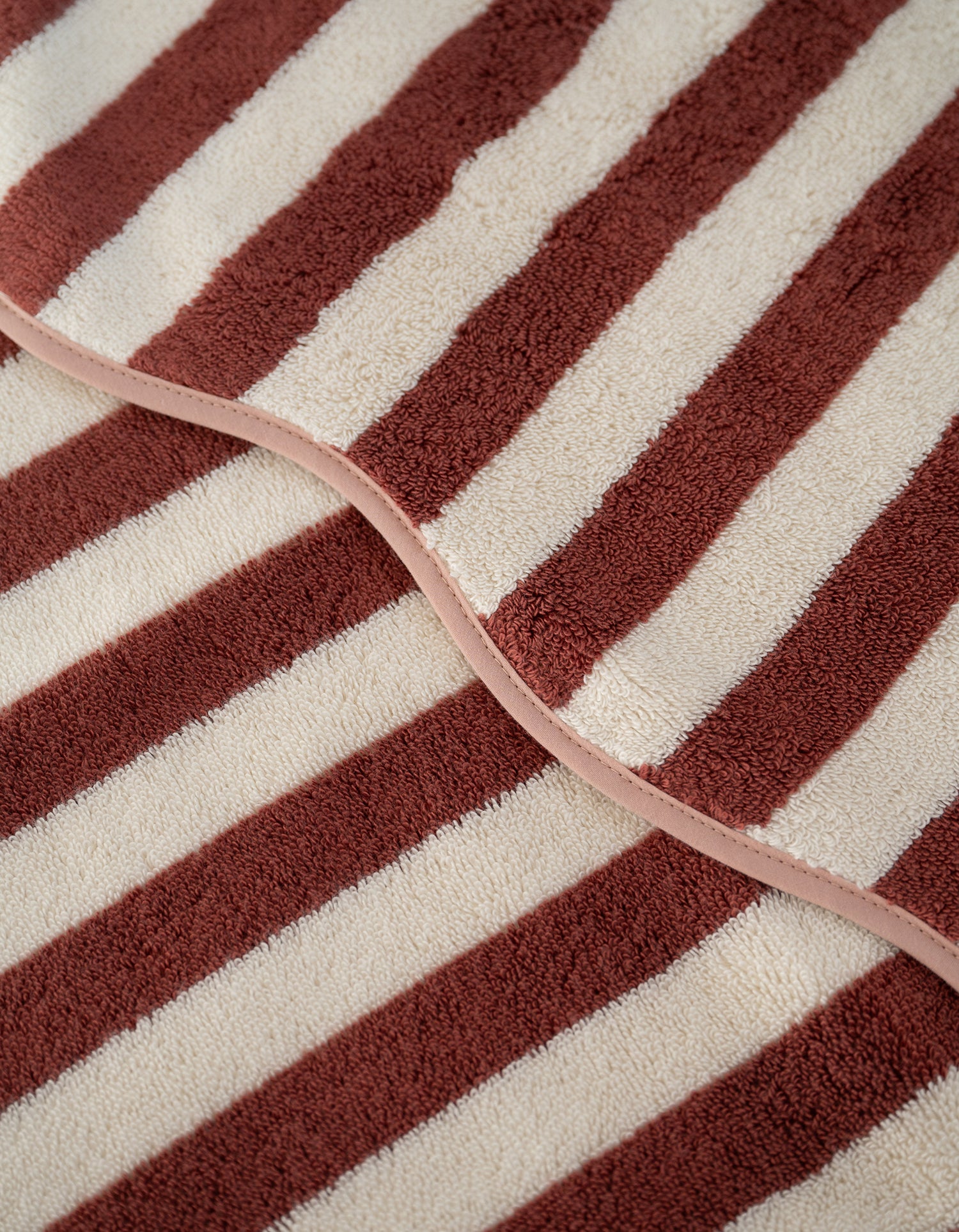 Telo da bagno Wavy - Righe Terracotta & Rosa