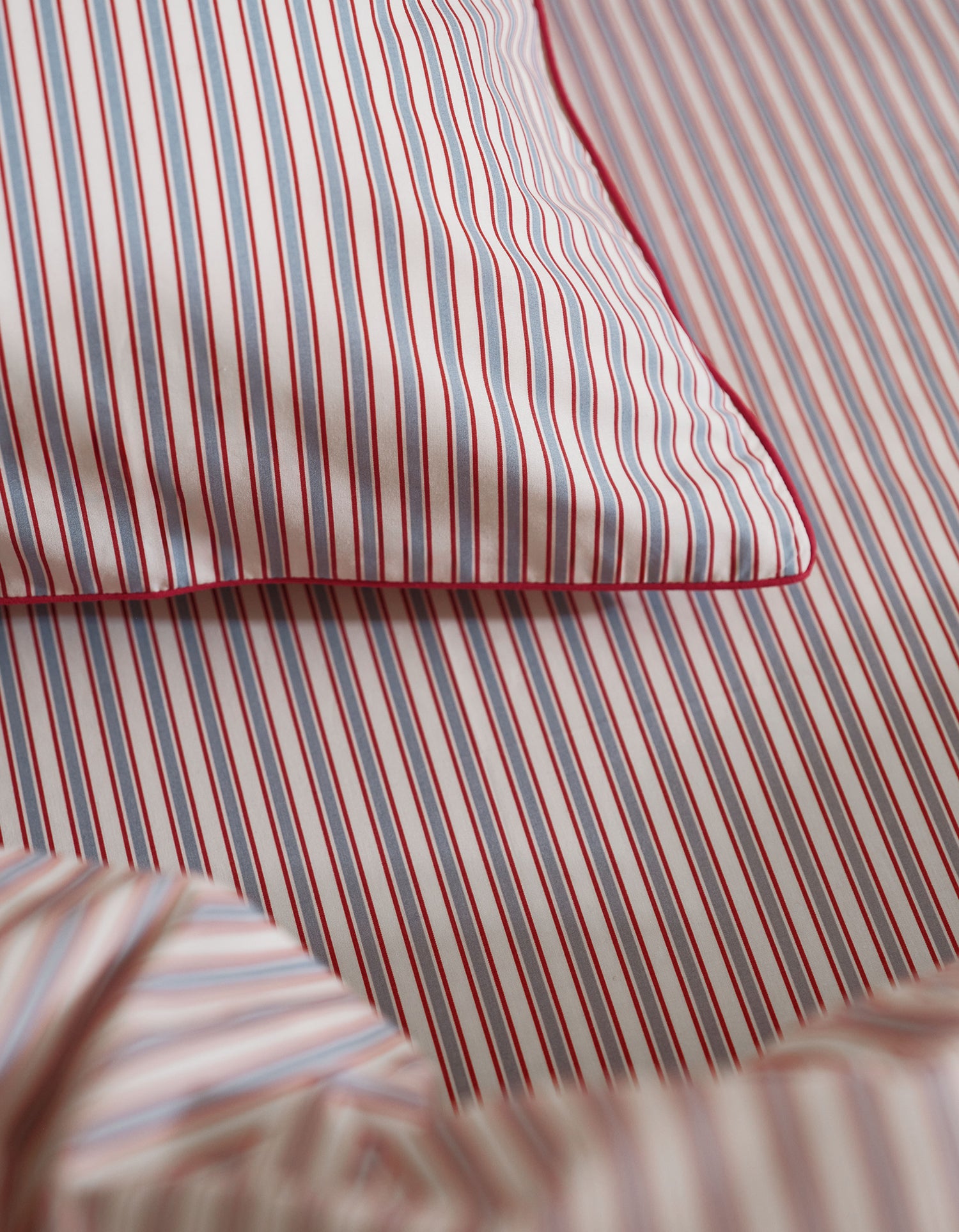 Drap housse Percale de coton 120 fils - Rayé Rétro Bleu