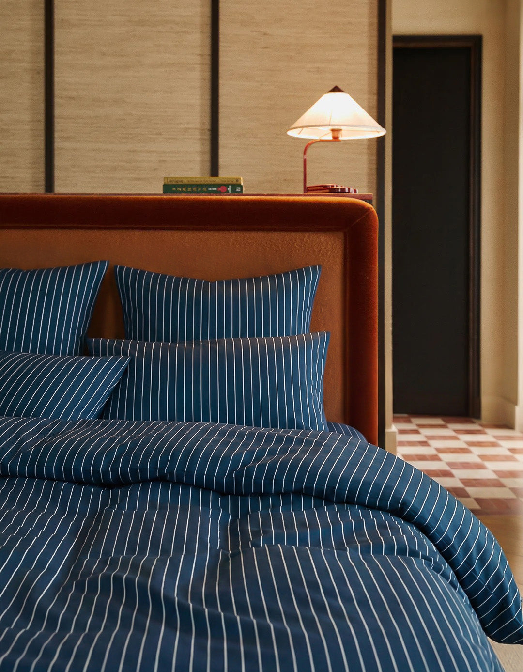 Drap housse Satin de coton 200 fils - Juste Le Marine Rayé