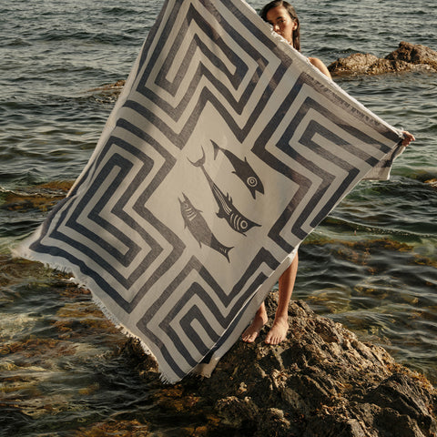 Maxi Fouta - Die Fische