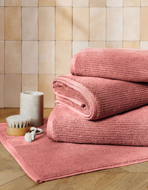 Plush bath towel