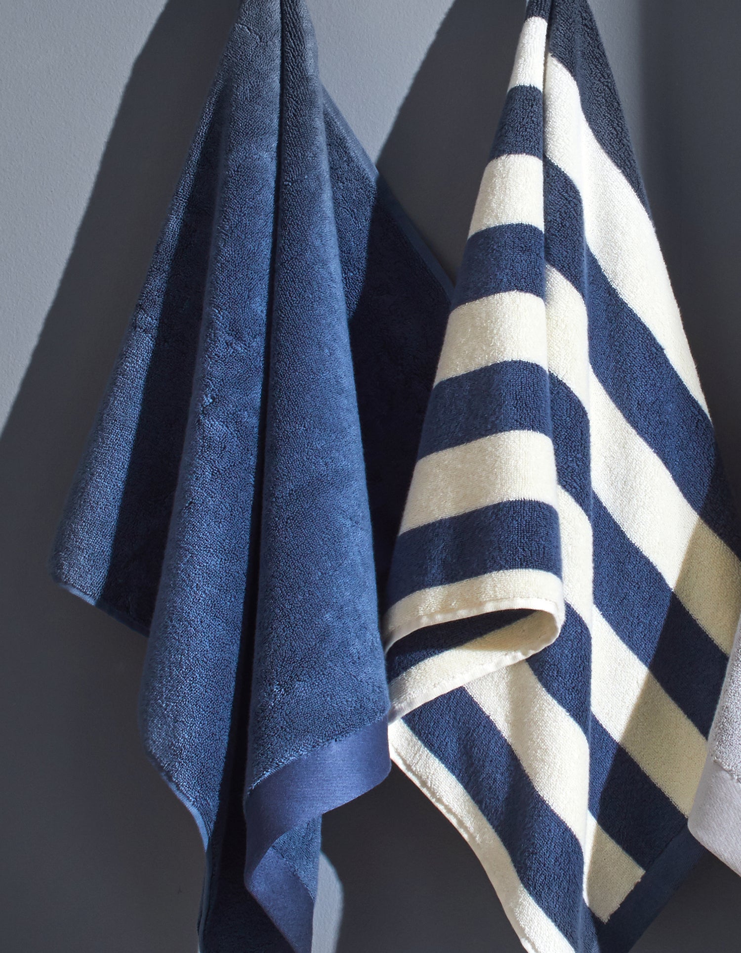 Serviette de bain moelleuse - Juste La Rayure Bleue
