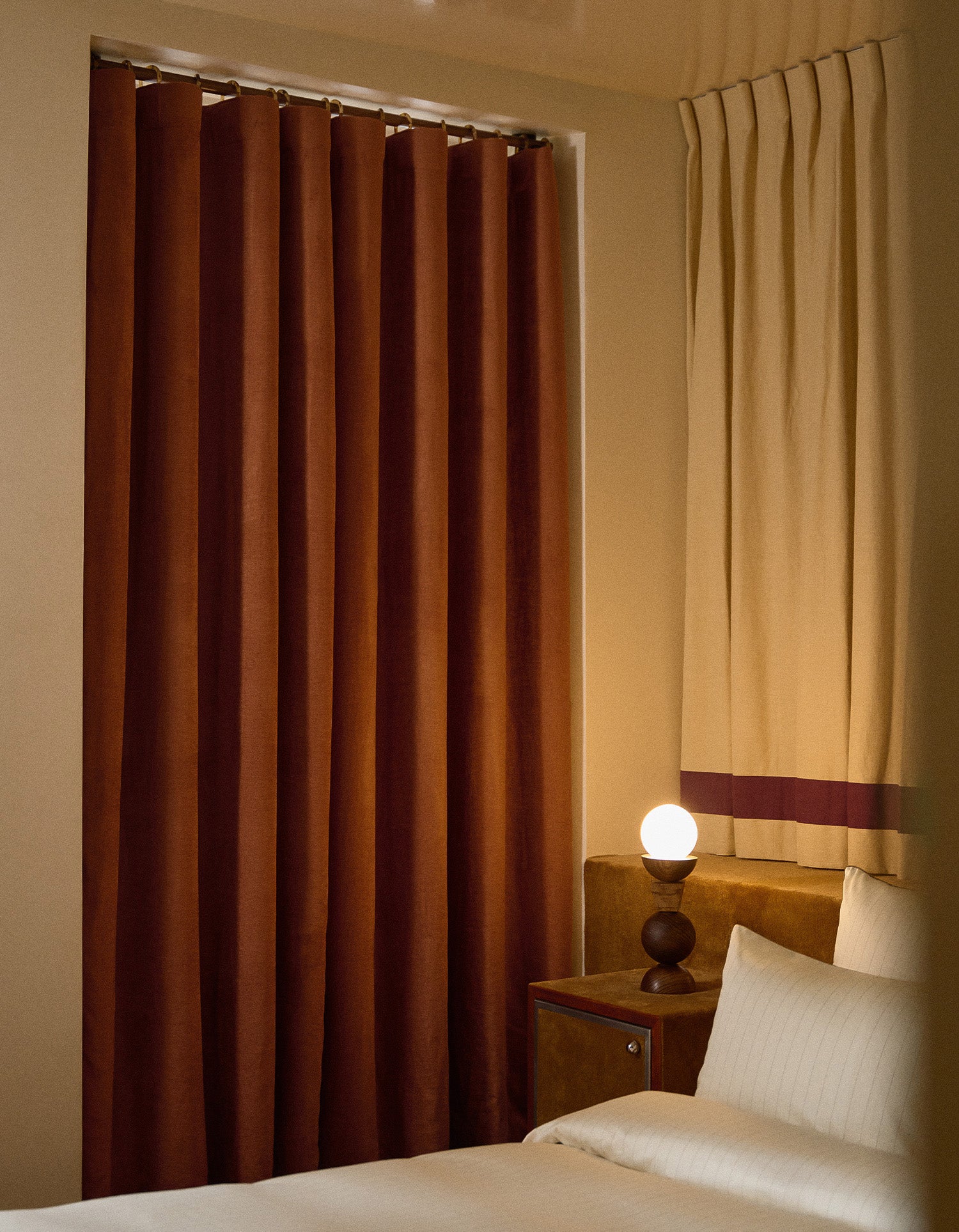 Médina Curtain - Blackout with Decorative Grommets - Cognac