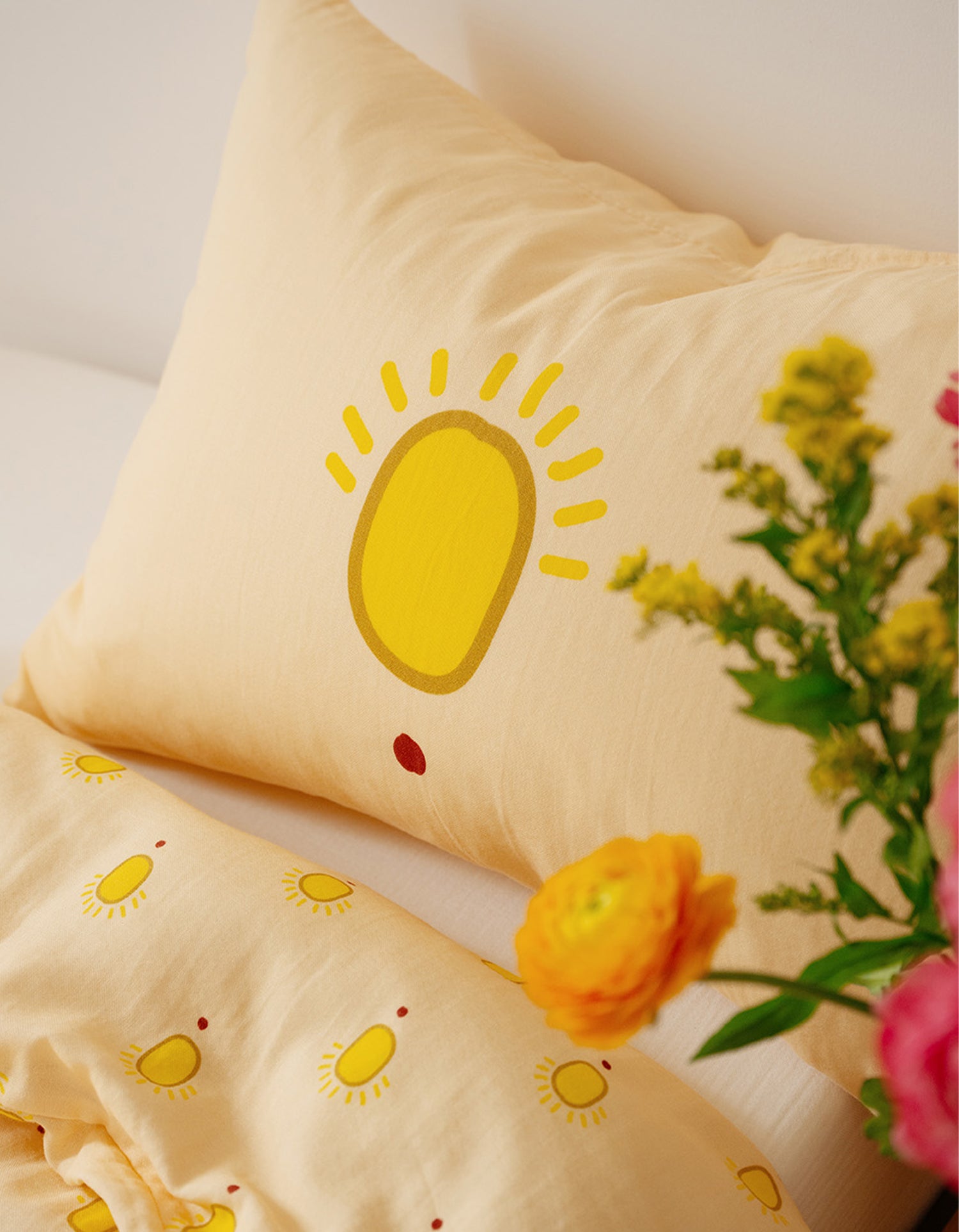 Taie d'oreiller Gaze de coton Bébé & Enfant Margaux Keller collections x Bonsoirs - Soleil Mimosa
