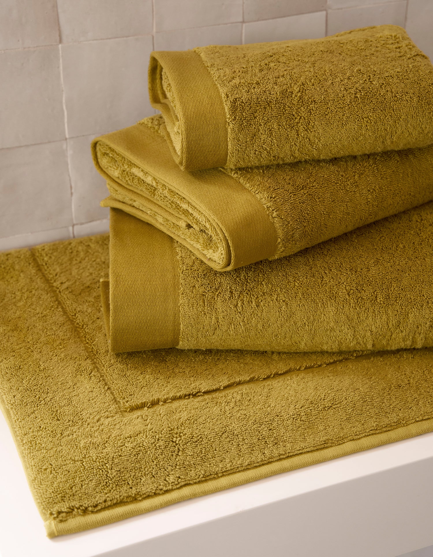 Serviette de toilette moelleuse - Jaune Olive