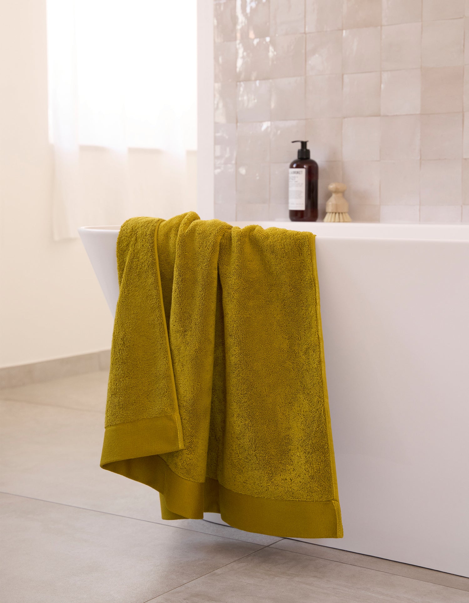 Serviette de toilette moelleuse - Jaune Olive