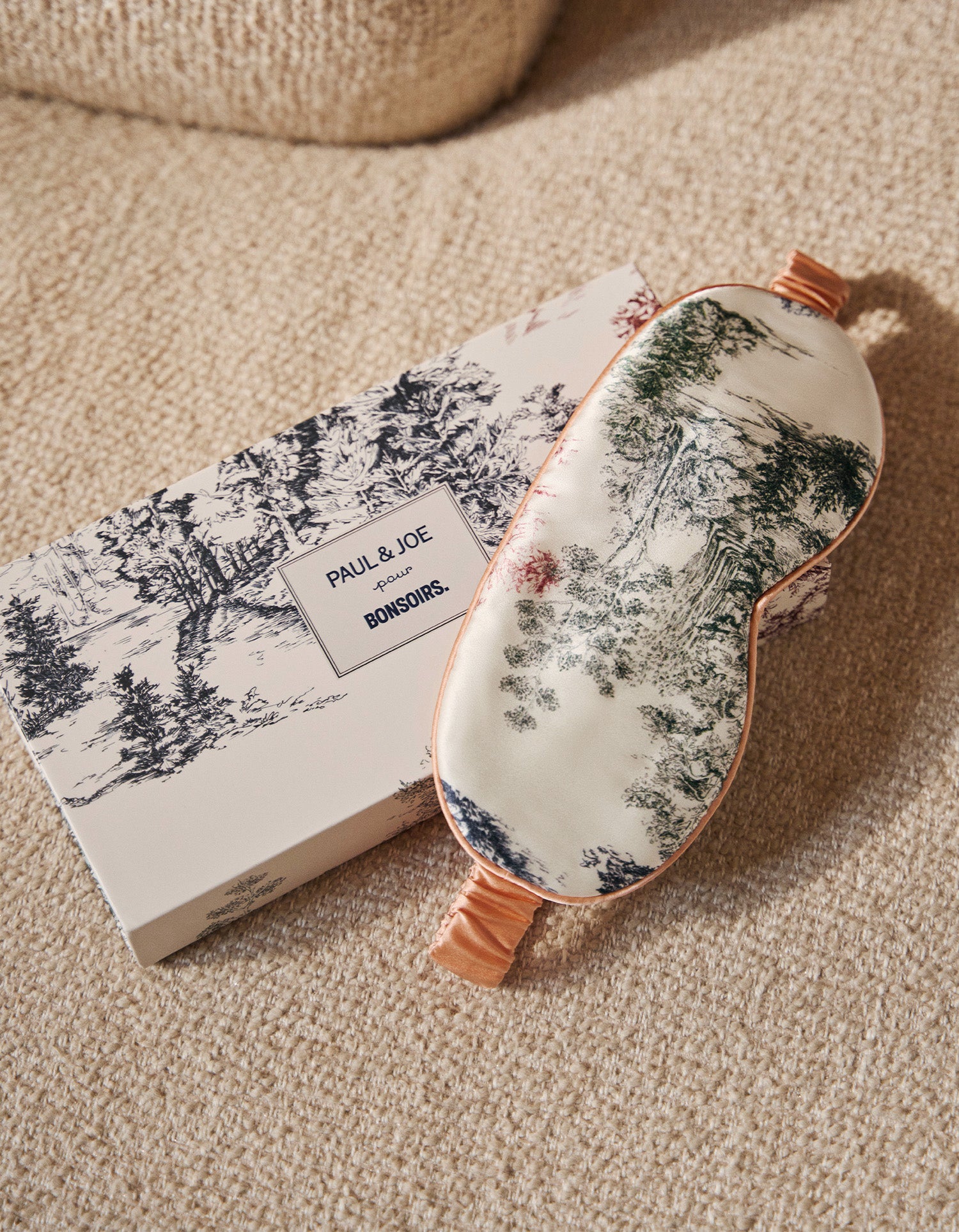 Coffret Taie d'oreiller et Masque de nuit 100% soie de murier - Paul & Joe pour Bonsoirs - Bosquet d'Hiver