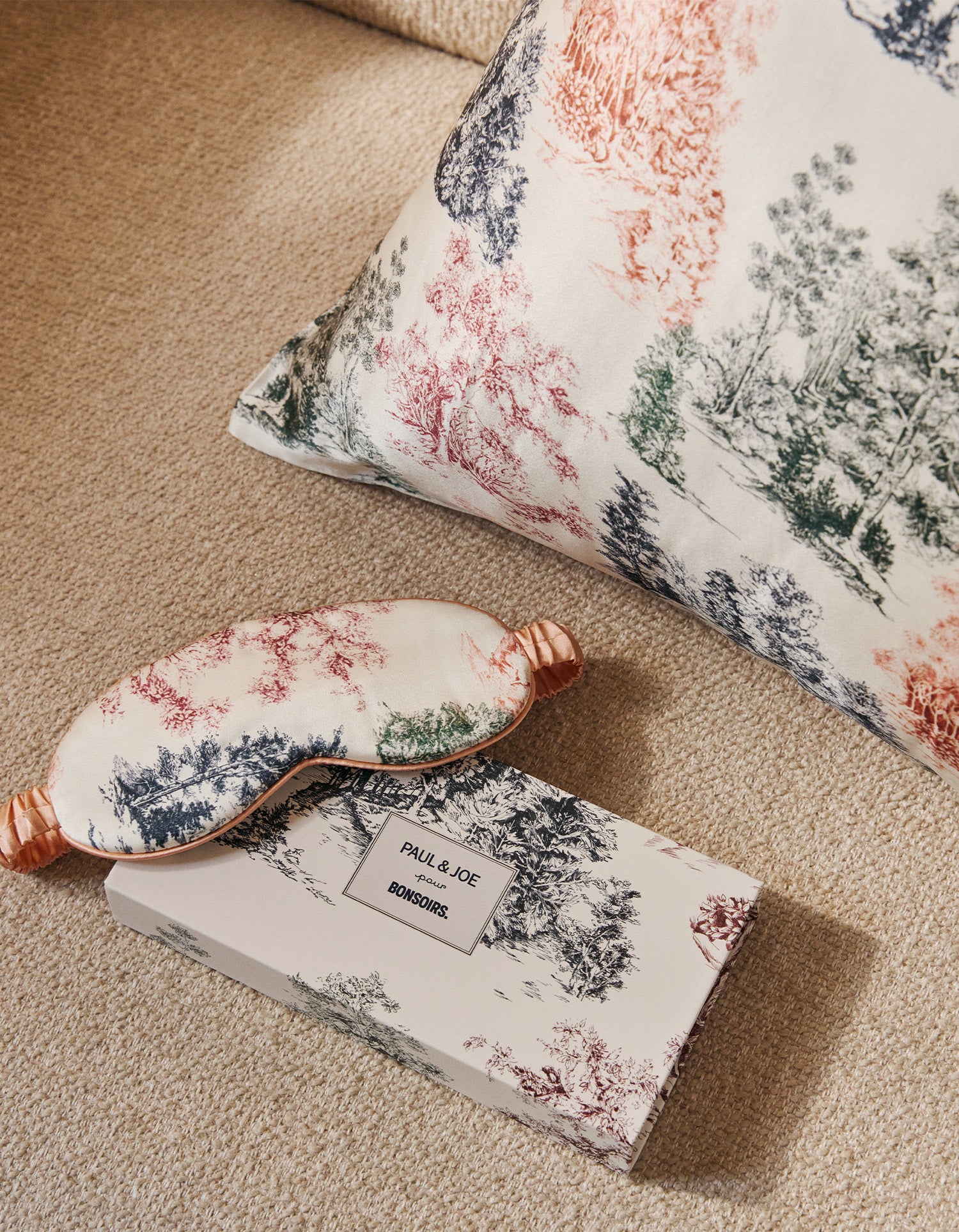 Coffret Taie d'oreiller et Masque de nuit 100% soie de murier - Paul & Joe pour Bonsoirs - Bosquet d'Hiver