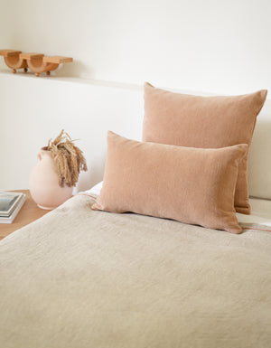 Le Coussin long Velours - Beige Poudré